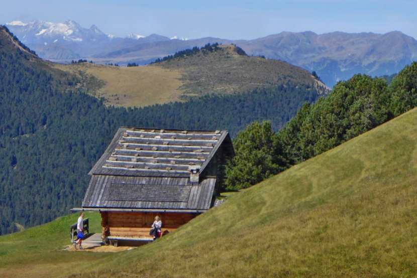Blick vom Cucasattel zum Alpenhauptkamm