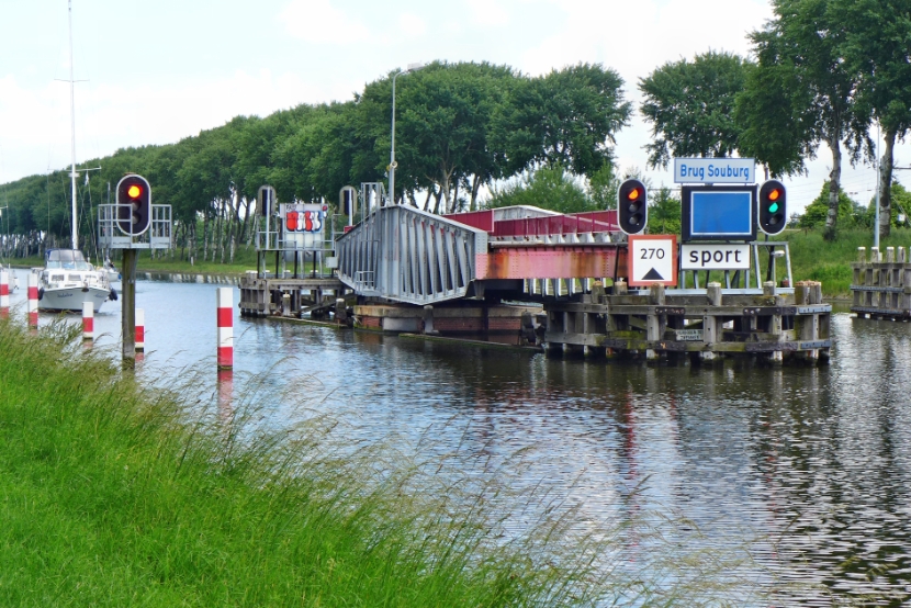 Kanal Vlissingen - Veere (Drehbrücke)
